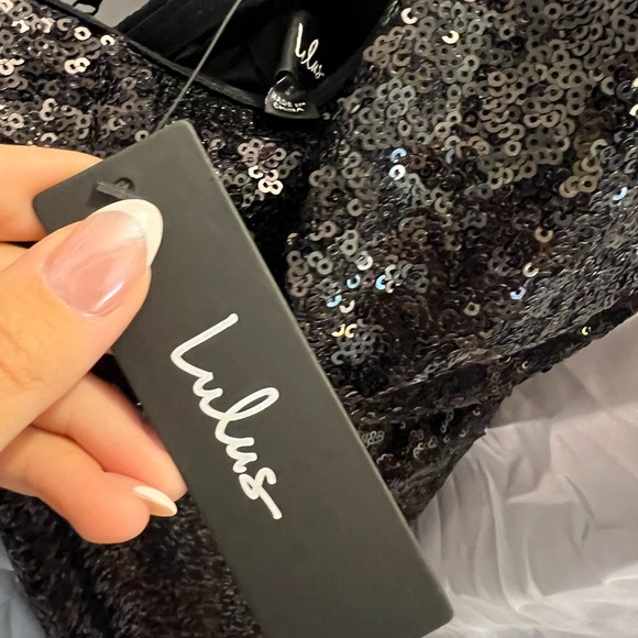 Dress - Picture 4 of 5